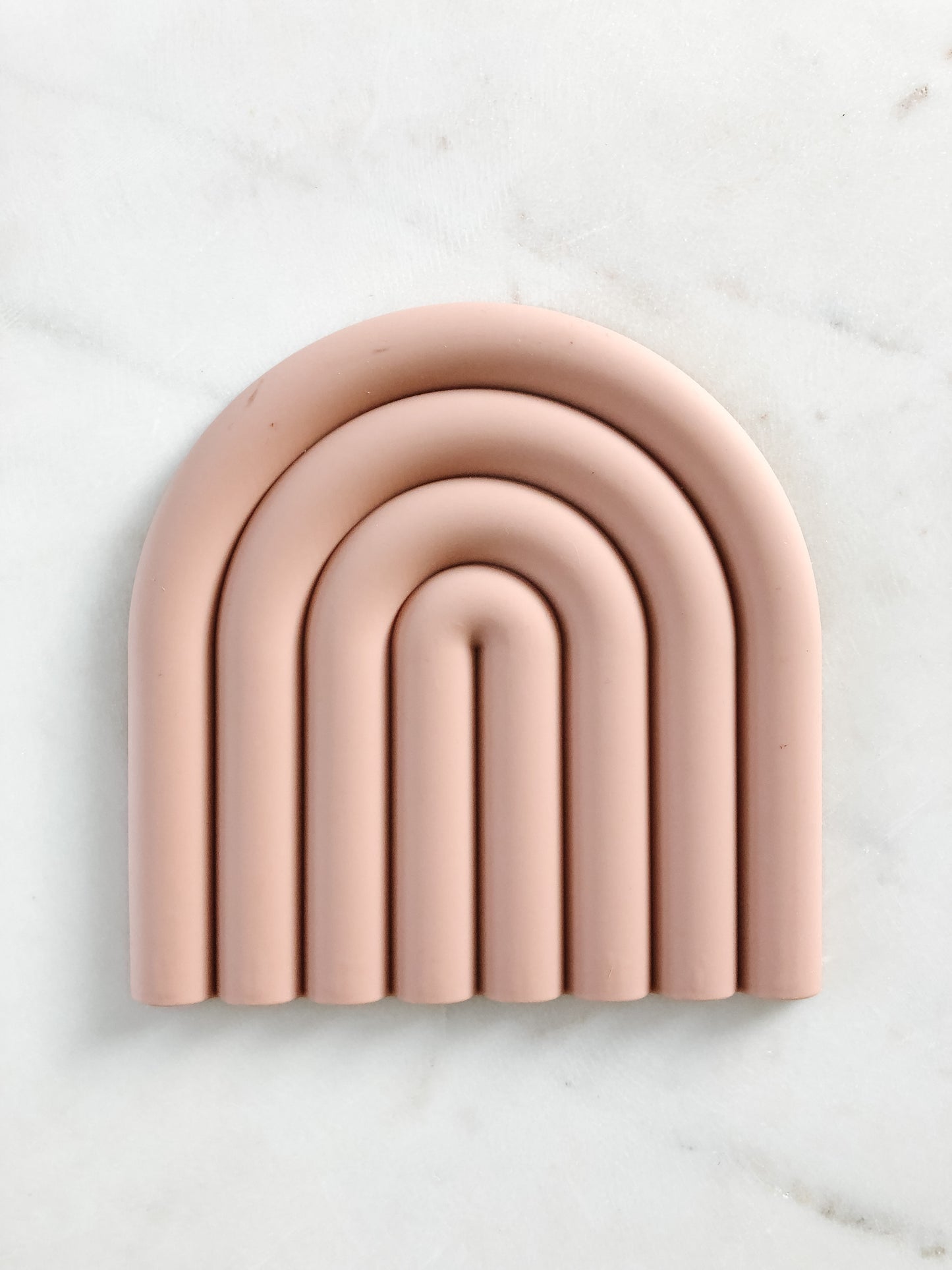 Silicone Rainbow Trivet [2 colours] - andoveco